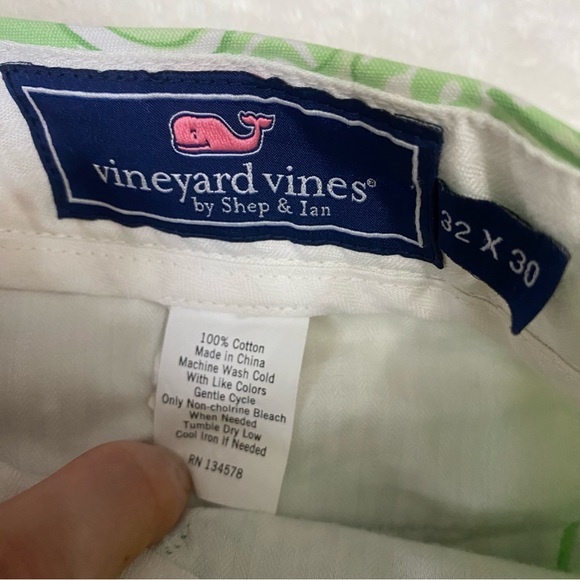 Men's Vineyard Vines Slim Fit Breaker Pants Green Pelican Fish Size 32 x 29 - Picture 3 of 9